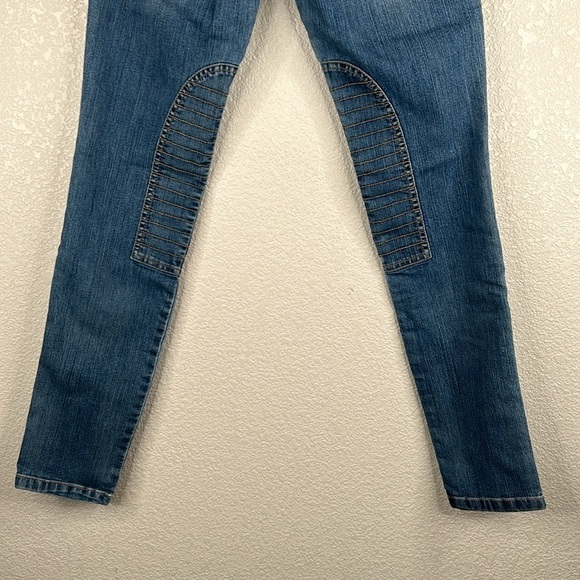 New York & Company Medium Wash Denim Moto Style Low Rise Legging Jeans Size 0 - Picture 5 of 7